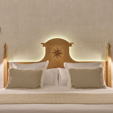 Hotel Antigua Palma - Casa Noble Exterior foto A bed with a headboard